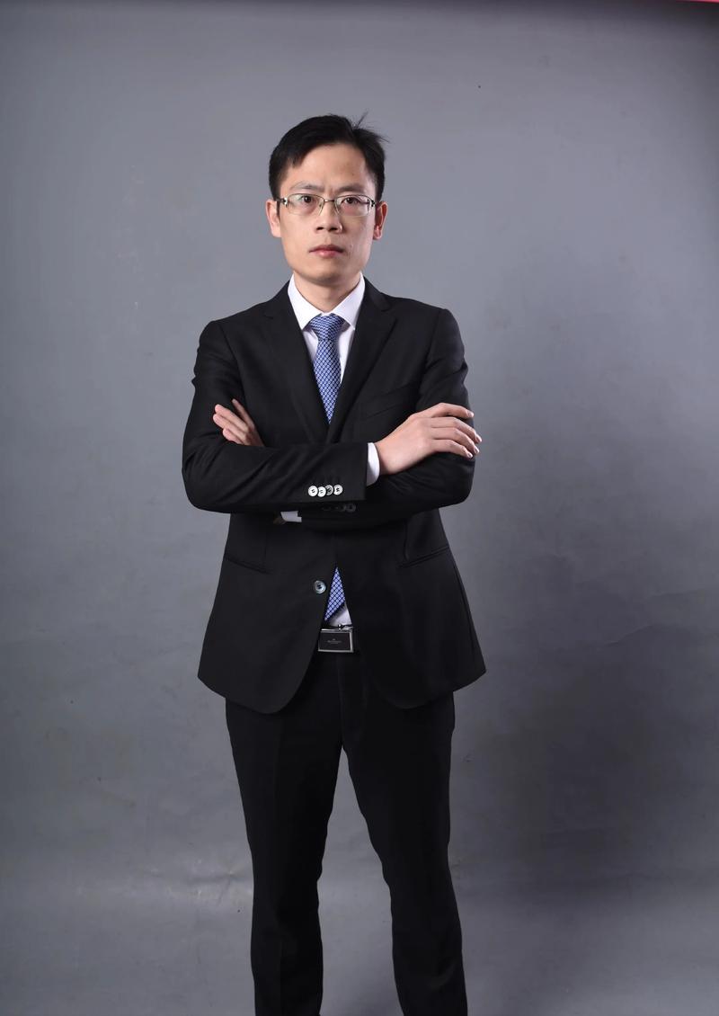 萧昕腾 创意策略总监
